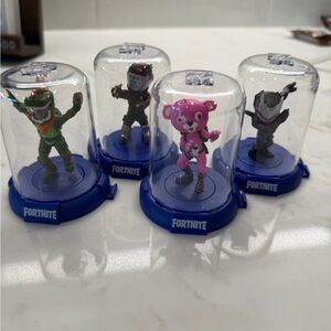 Fortnite Action Figures Set - Pink, Green, Gray